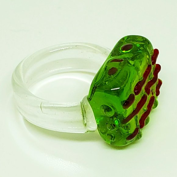 Vintage Mid Century Modern Apple Green and Red Square Front Glass Ring Size 7.5 - Picture 4 of 10